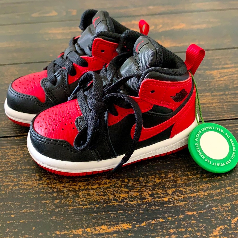 Jordan 1 Mid (TD) Shoe